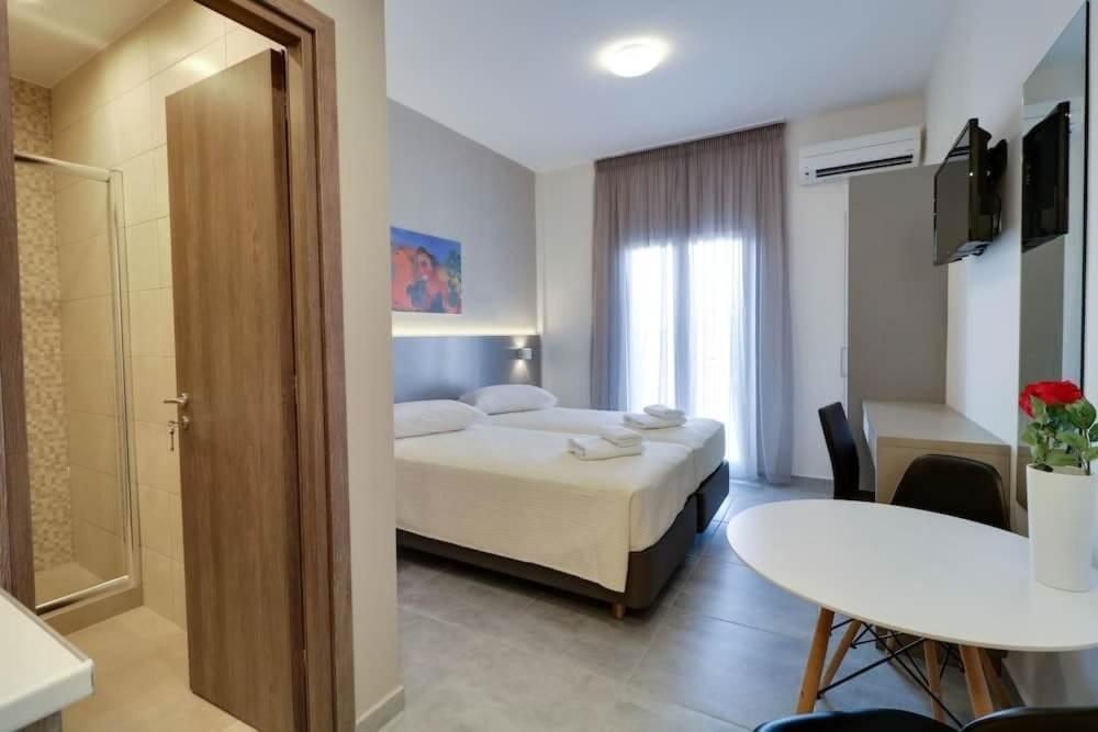 Hotel Continent Gagra Exterior photo
